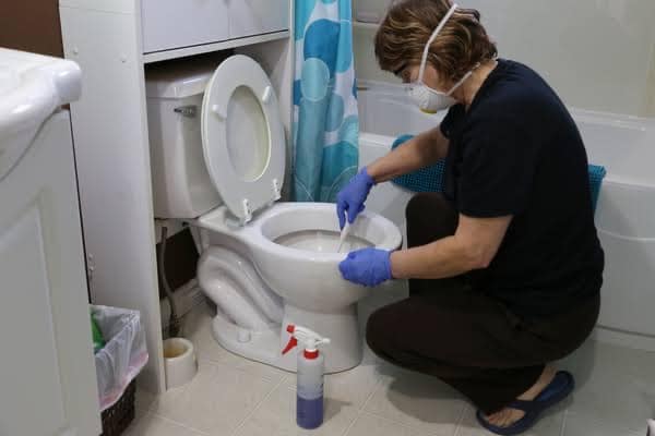 Is It Ok To Leave A Toilet Clogged Overnight 2